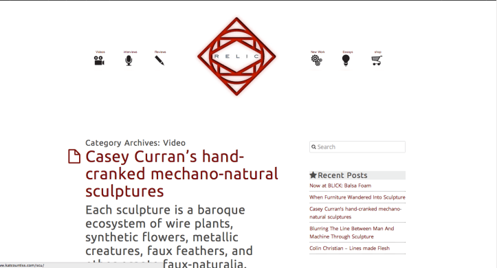 Hover-state of logo shown.